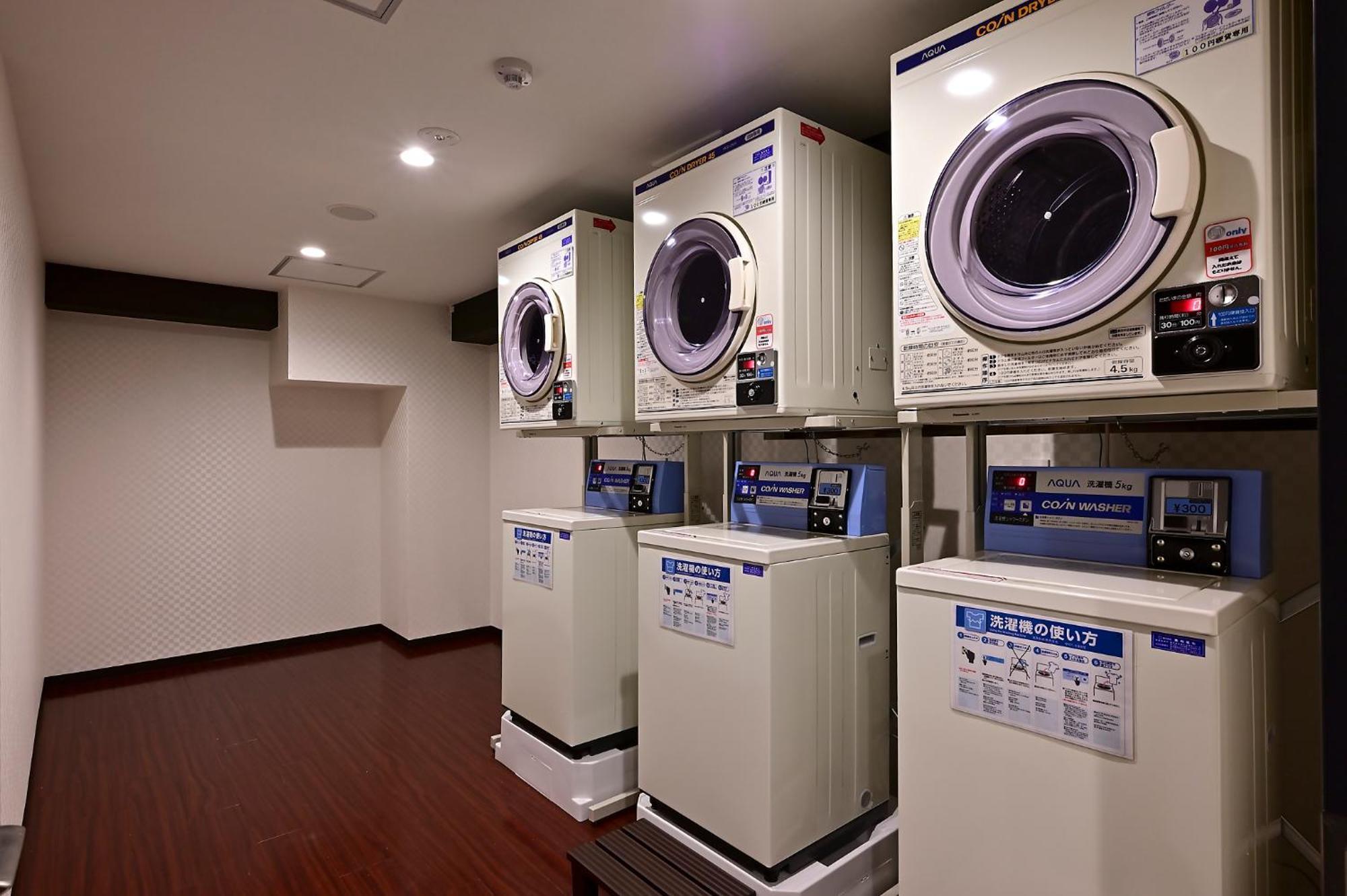 Hotel Tomariya Ueno Tokio Buitenkant foto